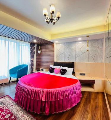 Darjeeling Hotel | Hotel Broadway Boutique Mall Road Darjeeling - Spacious Room with Luxury Quality - Excellent Customer Experience