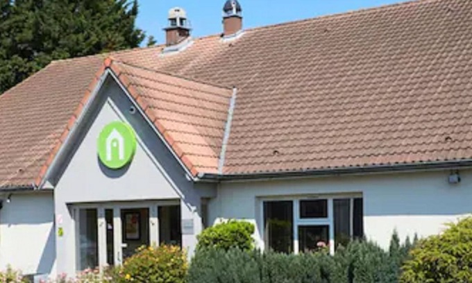 Conflans-Sainte-Honorine Hotel | Hotel Campanile Conflans Sainte Honorine