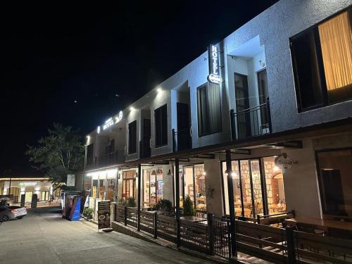 Salkhino Hotel | Hotel Canionel