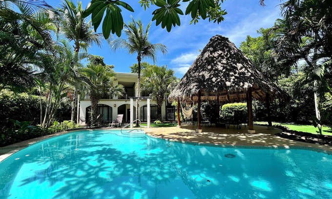 Palm Beach Estates Hotel | Hotel Cantarana