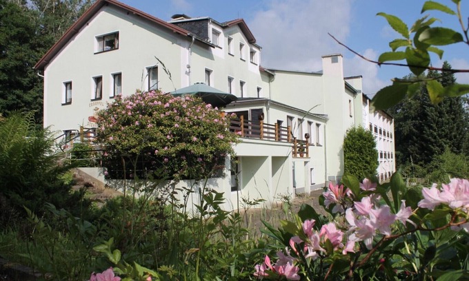 Bad Elster Hotel | Hotel Carolaruh