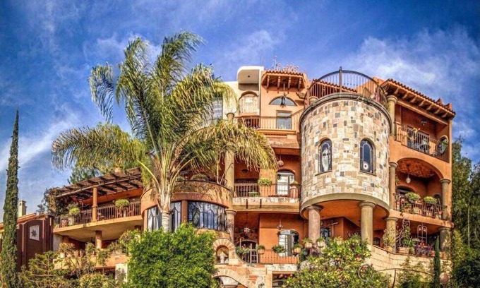 Atascadero Hotel | Hotel Casa Angelitos