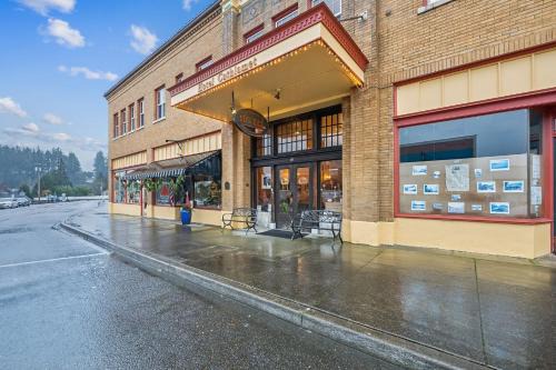 Cathlamet Hotel | Hotel Cathlamet