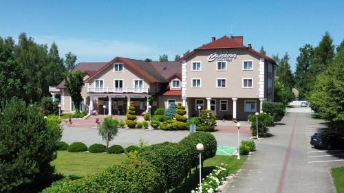 Teresin Hotel | Hotel Chabrowy Dworek