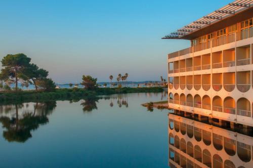 Toulon - Hyeres Hotel | Hotel Club Le Plein Sud Vacances Bleues