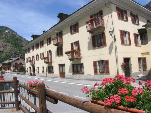 Arvier Hotel | Hotel Col Du Mont