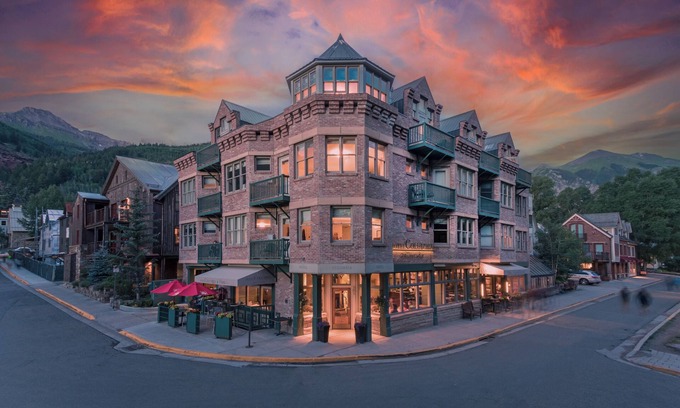 Telluride Apartment | Hotel Columbia