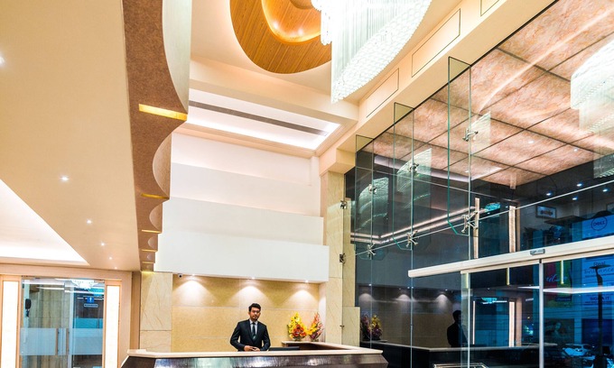 Indira Nagar Hotel | Hotel D'corbiz
