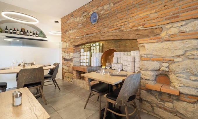 Villefranche-de-Lauragais Hotel | Hotel du Lauragais