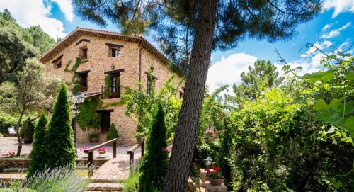 Villaverde de Guadalimar Hotel | Hotel de Montaña Cueva Ahumada