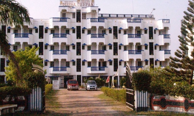 Bakkhali Hotel | Hotel Deepak