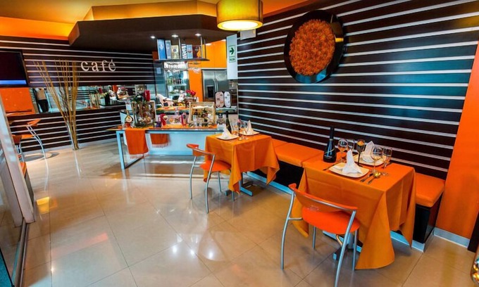 Independencia Hotel | Hotel Ginebra