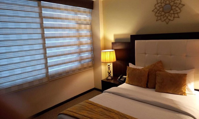 Parroquia Huachi Loreto Hotel | Hotel Golosone