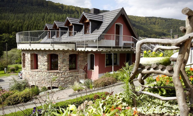Zendscheid Hotel | Hotel Haus Kylltal