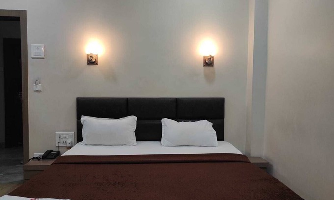 Sibsagar Hotel | Hotel Holiday Palace