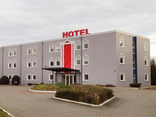 Slubice Hotel | Hotel Holidays
