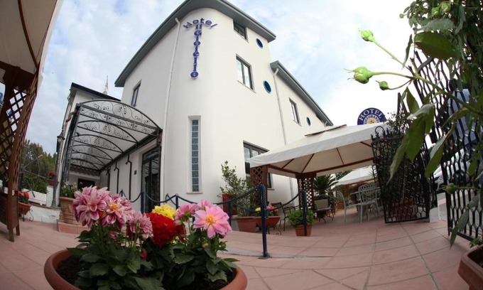 Sabaudia Hotel | Hotel Il Gioiello
