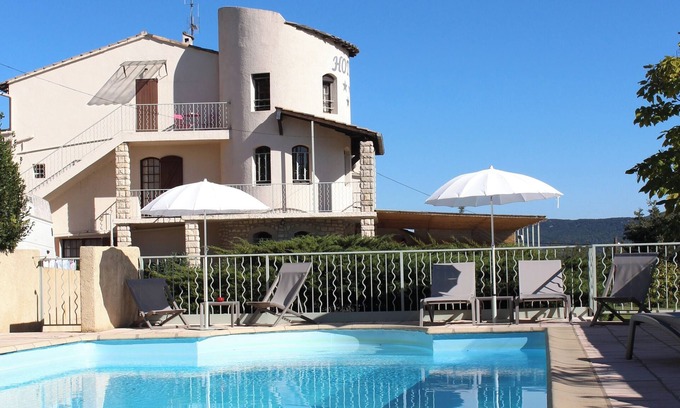 Chandolas Hotel | Hotel Inn Holiday Accomodation in Ardeche, Swimming Pool, Diner on reservation