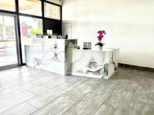 Uvalde Hotel | Hotel Isabella