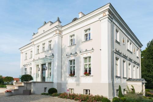 Wilkow Hotel | Hotel Jakubus