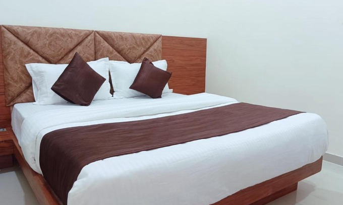 Anand Hotel | hotel kings villa