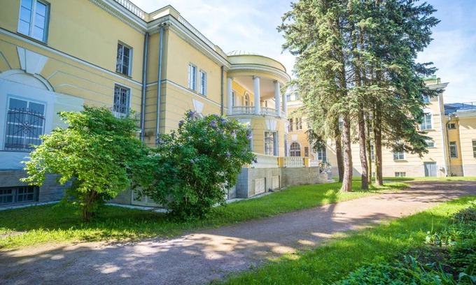 Pushkinsky District Hotel | Hotel Kotchoubey Centre