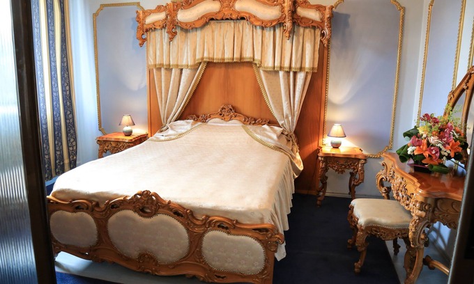 Galati Hotel | Hotel KRETA