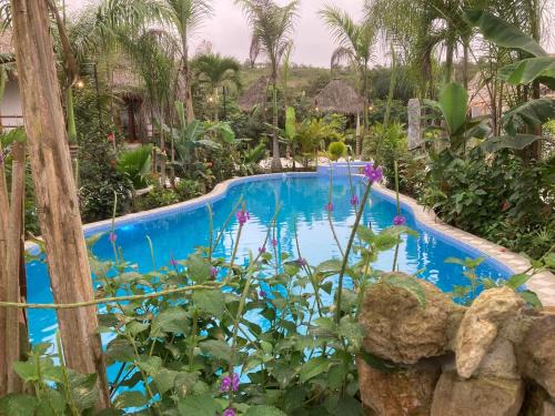 Puerto Lopez Hotel | Hotel La Costa International Salango
