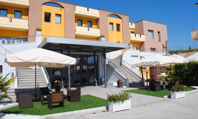 Ripalimosani Hotel | Hotel La Tavernetta