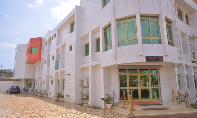 Lome Hotel | HOTEL LABASE 228