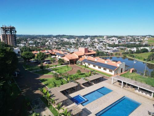 Dois Vizinhos Hotel | Hotel Lago Dourado