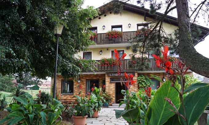 Roetz Hotel | Hotel-Landgasthof Henghuber