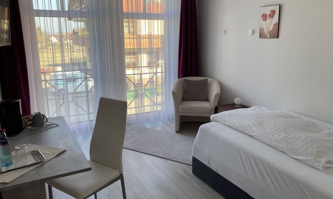 Huefingen Hotel | Hotel Landgasthof Kranz