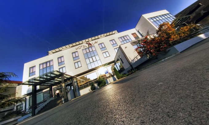Vukovar Hotel | Hotel Lav Vukovar