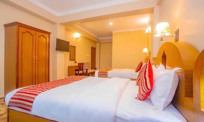 Pokhara Hotel | Hotel Liberty
