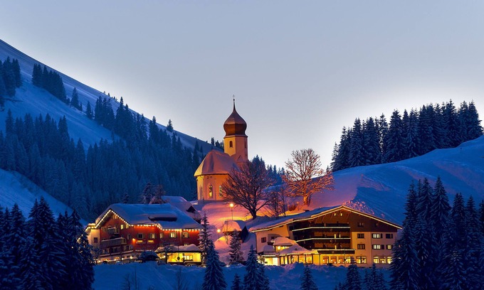 Damuels Hotel | Hotel Lucia