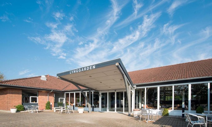 Herning Hotel | Hotel Lynggaarden