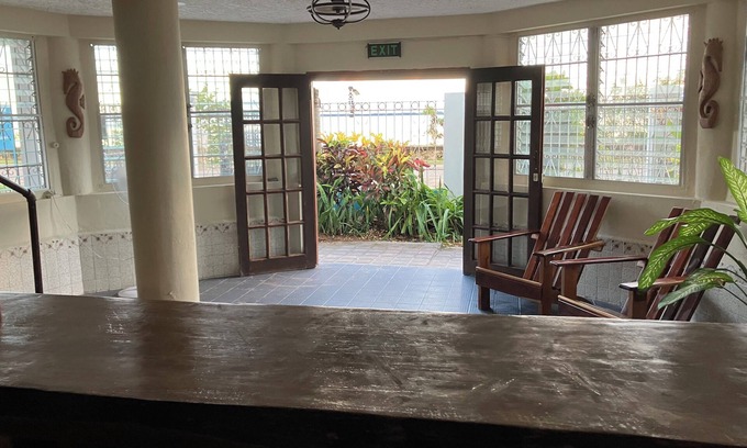 Corozal House | Hotel Martin