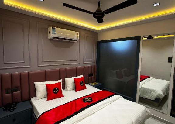 Surat Hotel | Hotel Merito Surat