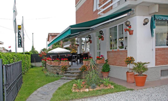 Marina di Massa Hotel | Hotel Michela