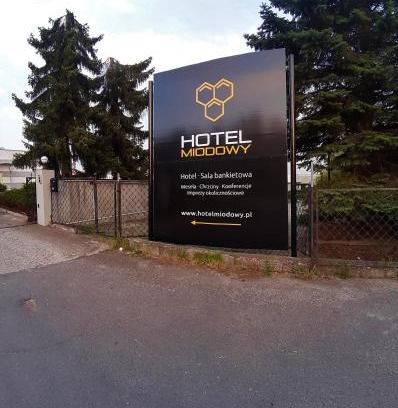 Dzierzoniow Hotel | Hotel Miodowy
