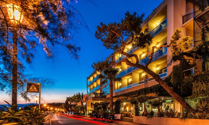 Roiano-Gretta-Barcola-Cologna-Scorcola Hotel | Hotel Miramare - Adults Only