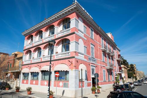 Ladispoli Hotel | Hotel Miramare