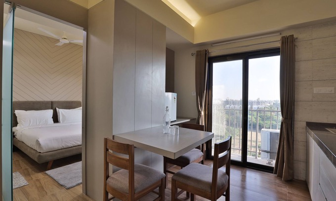 Vadodara Hotel | hotel monville