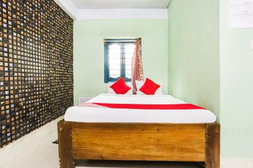 Mayabunder Hotel | Hotel O Aashna