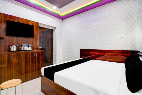 Dharmatala Hotel | HOTEL O AL- PINE 76