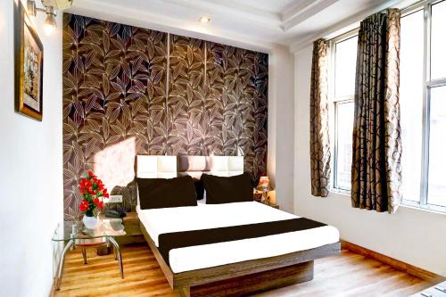 Sindhi Camp Hotel | Hotel O Banipark