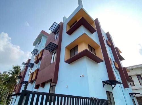 Malappuram Hotel | Hotel O DG College Chelambra