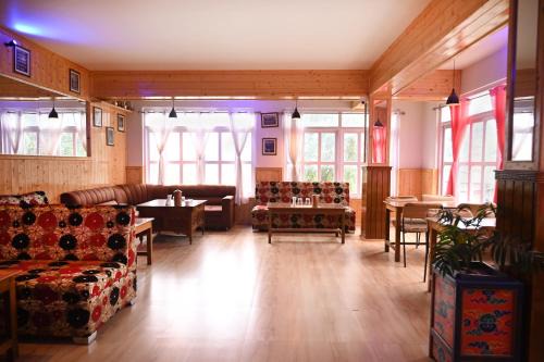 Mangan Hotel | Hotel O Kaizen Residency