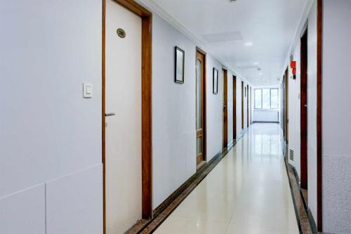 Rajkot Hotel | Hotel O Limda Chowk